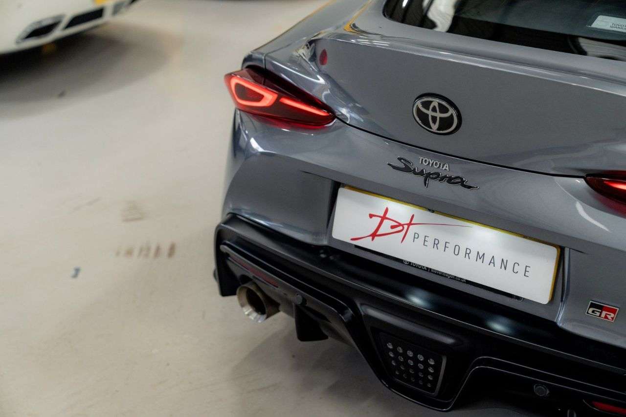 2019 TOYOTA SUPRA 2019 TOYOTA SUPRA