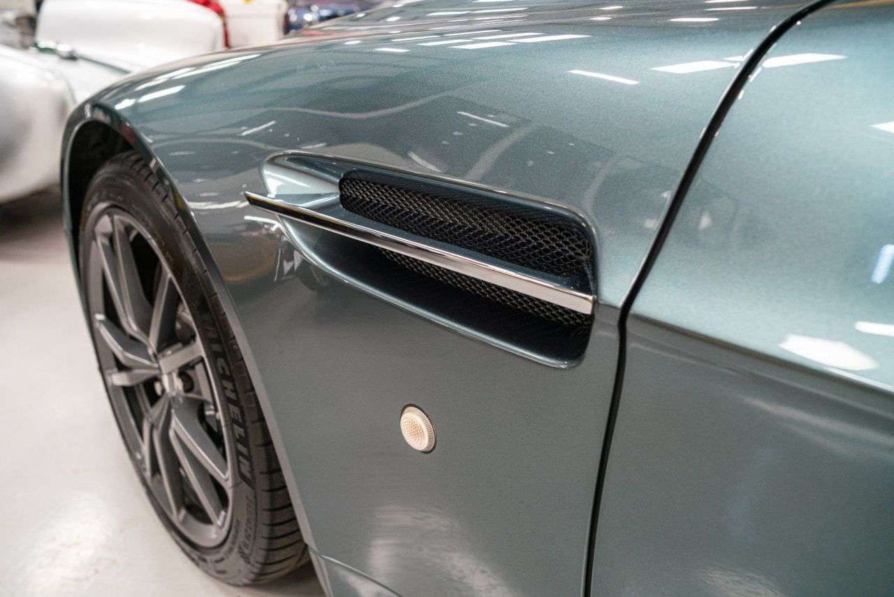2018 ASTON MARTIN VANTAGE 2018 ASTON MARTIN VANTAGE