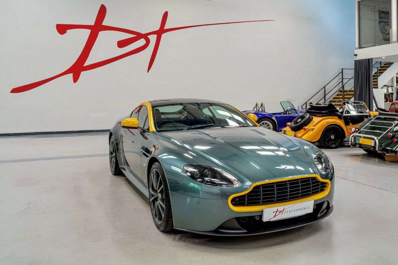 2018 ASTON MARTIN VANTAGE 2018 ASTON MARTIN VANTAGE