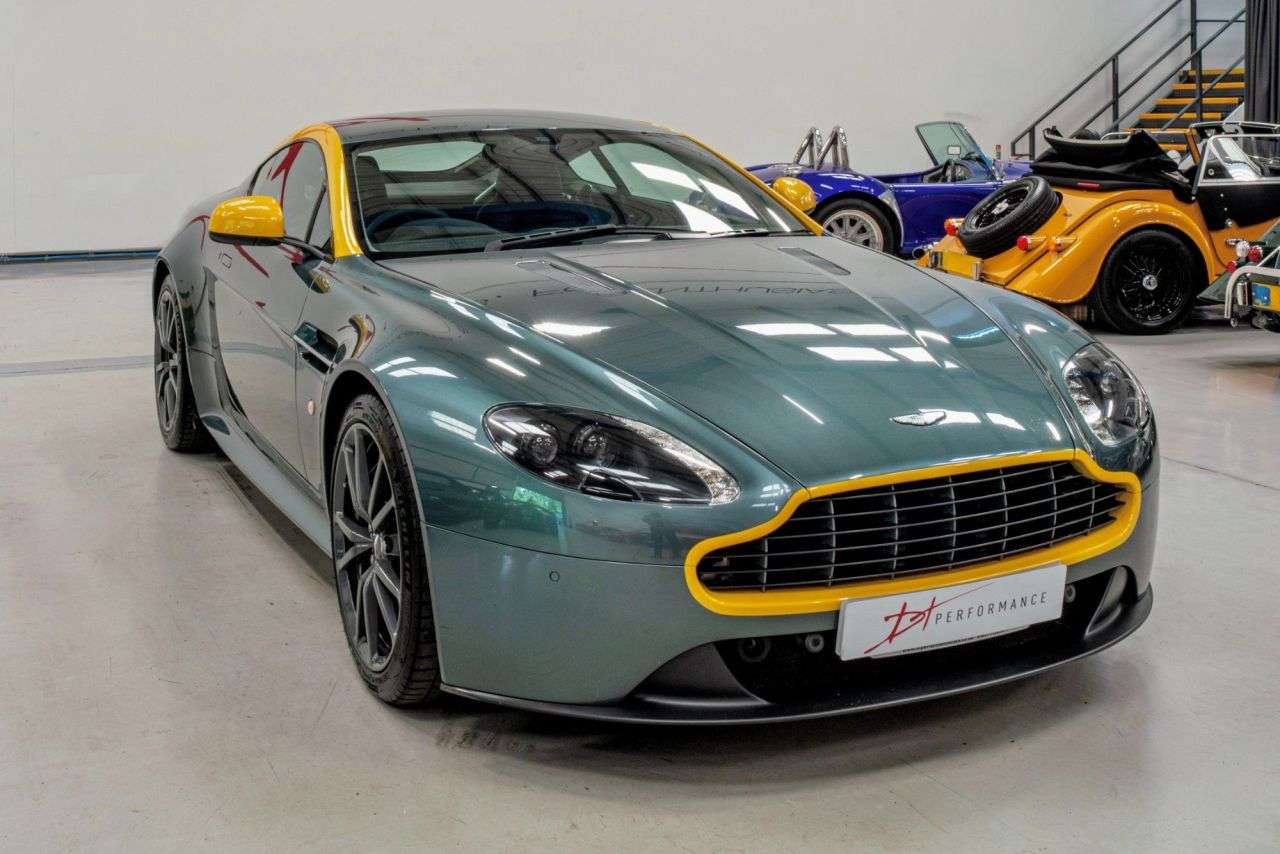 2018 ASTON MARTIN VANTAGE 2018 ASTON MARTIN VANTAGE