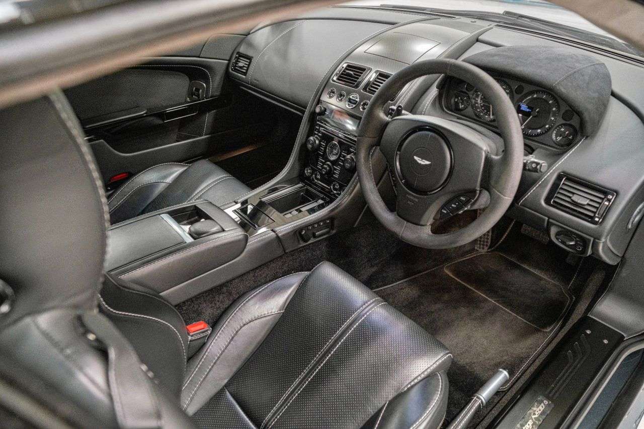 A 2018 ASTON MARTIN VANTAGE 4.7L 3d AUTO 430 BHP N430 A 2018 ASTON MARTIN VANTAGE 4.7L 3d AUTO 430 BHP N430