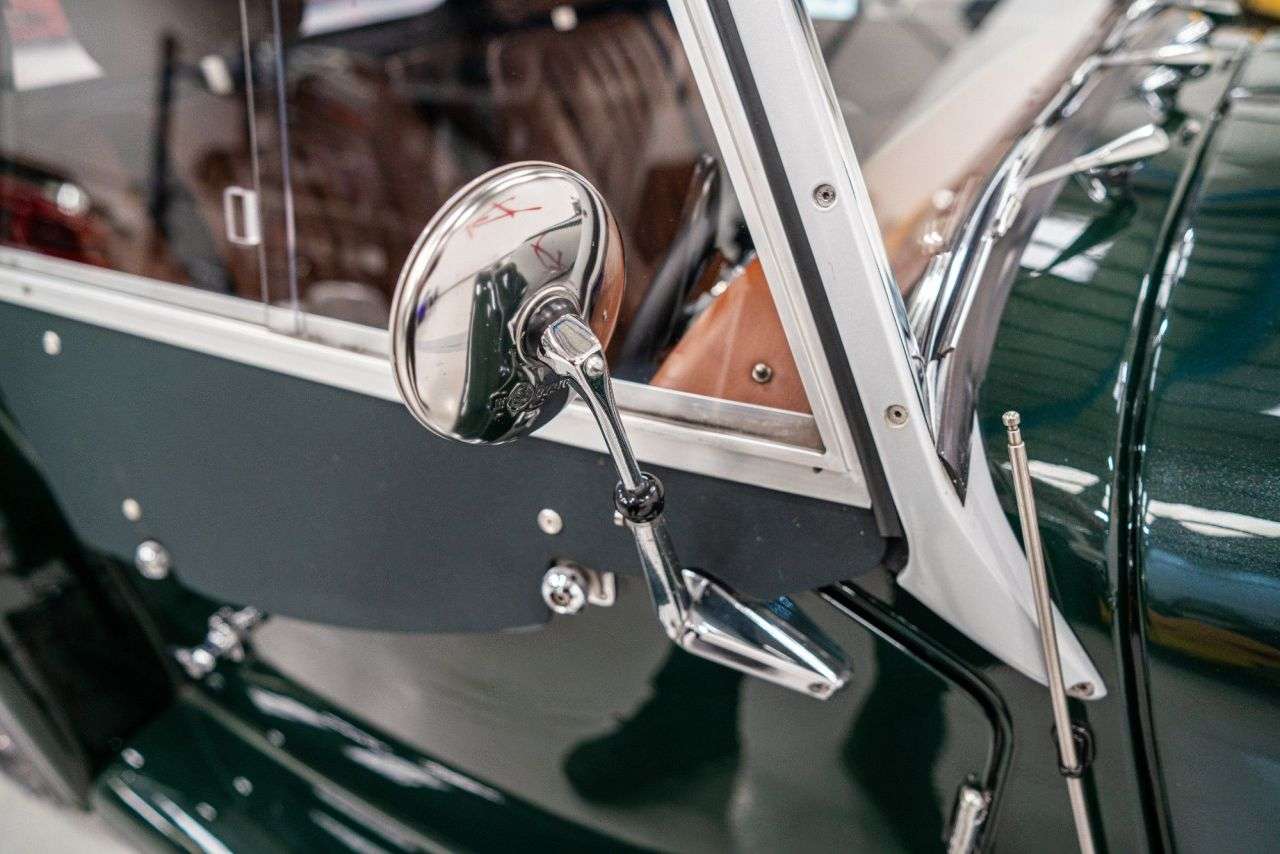 2015 MORGAN PLUS FOUR 2015 MORGAN PLUS FOUR