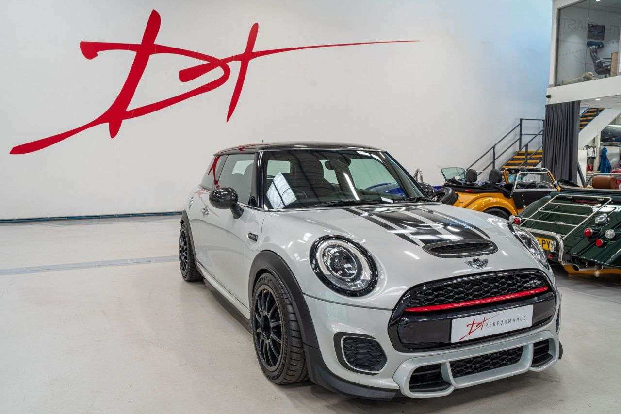 2017 MINI HATCH JOHN COOPER WORKS 2017 MINI HATCH JOHN COOPER WORKS