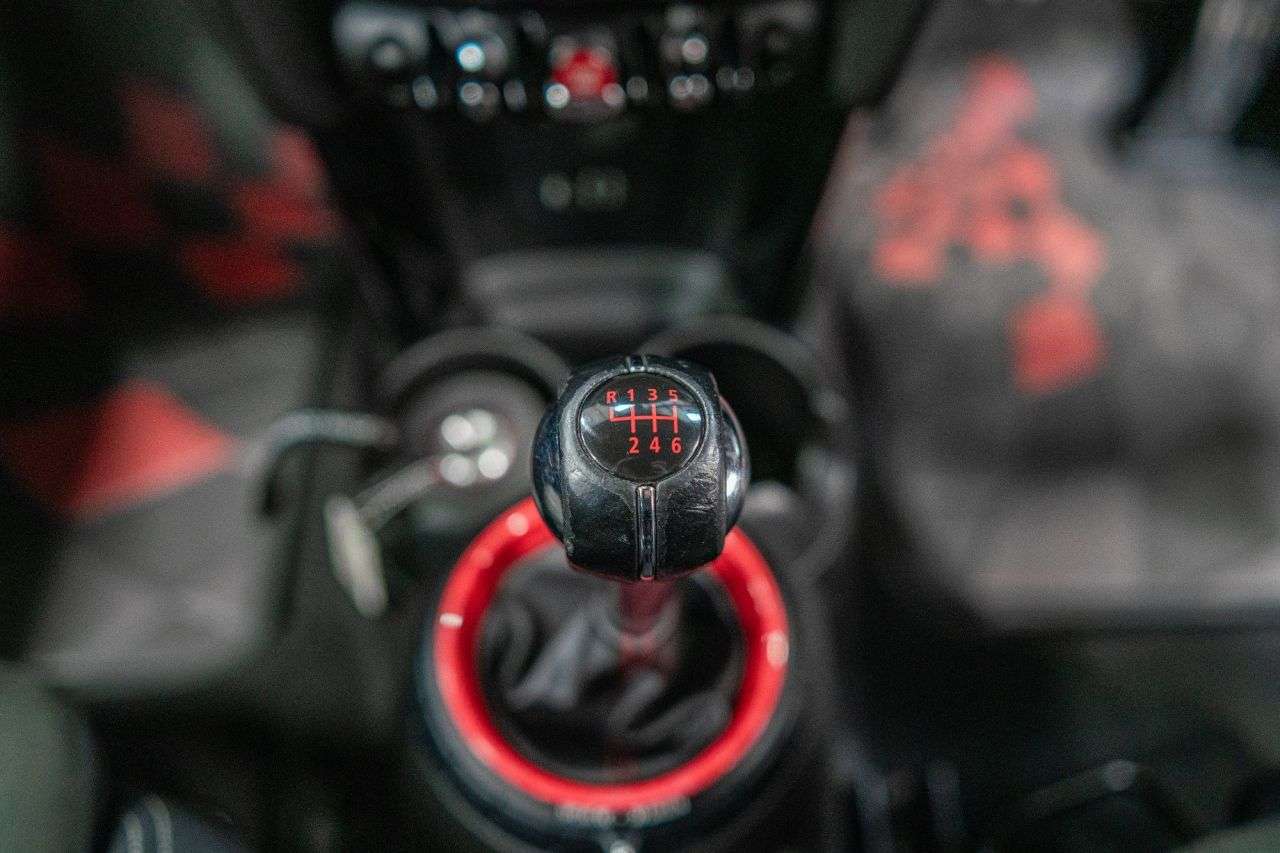2017 MINI HATCH JOHN COOPER WORKS 2017 MINI HATCH JOHN COOPER WORKS