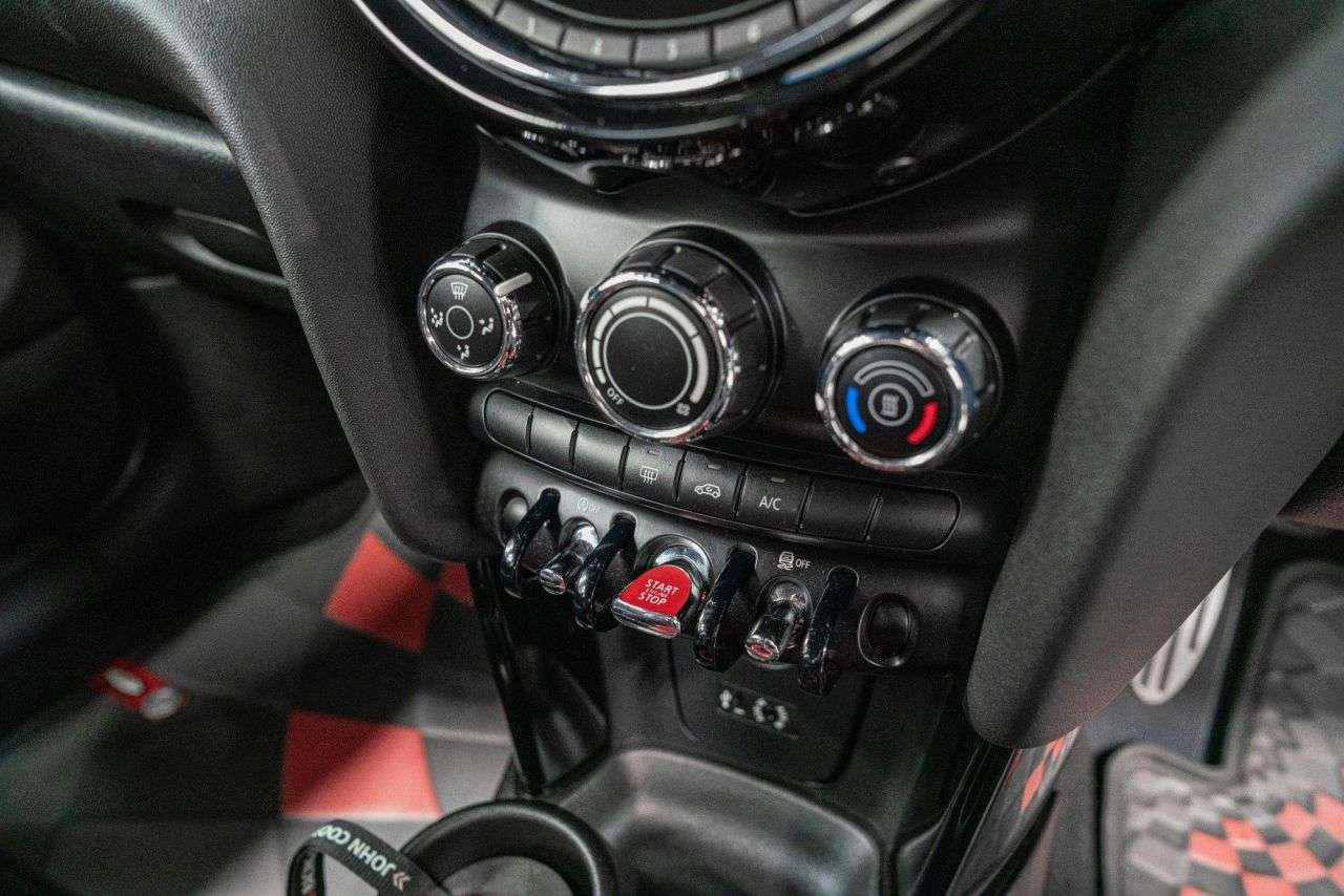 2017 MINI HATCH JOHN COOPER WORKS 2017 MINI HATCH JOHN COOPER WORKS