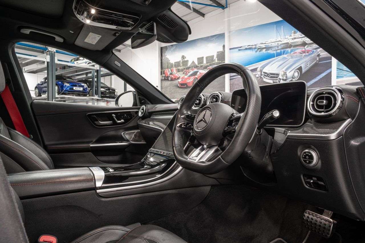 A 2023 MERCEDES-BENZ C-CLASS 2.0 C43 MHEV AMG (Premium Plus) Saloon 4dr Petrol Hybrid G-Tronic+ 4MATIC E A 2023 MERCEDES-BENZ C-CLASS 2.0 C43 MHEV AMG (Premium Plus) Saloon 4dr Petrol Hybrid G-Tronic+ 4MATIC E