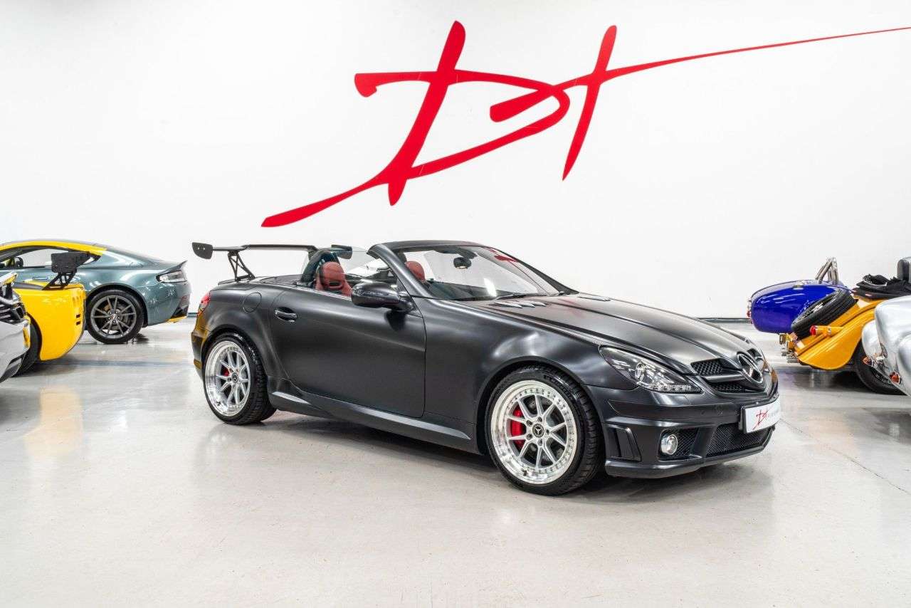 A 2008 MERCEDES-BENZ SLK 5.4 SLK55 AMG Convertible 2dr Petrol 7G-Tronic (288 g/km, 360 bhp) A 2008 MERCEDES-BENZ SLK 5.4 SLK55 AMG Convertible 2dr Petrol 7G-Tronic (288 g/km, 360 bhp)