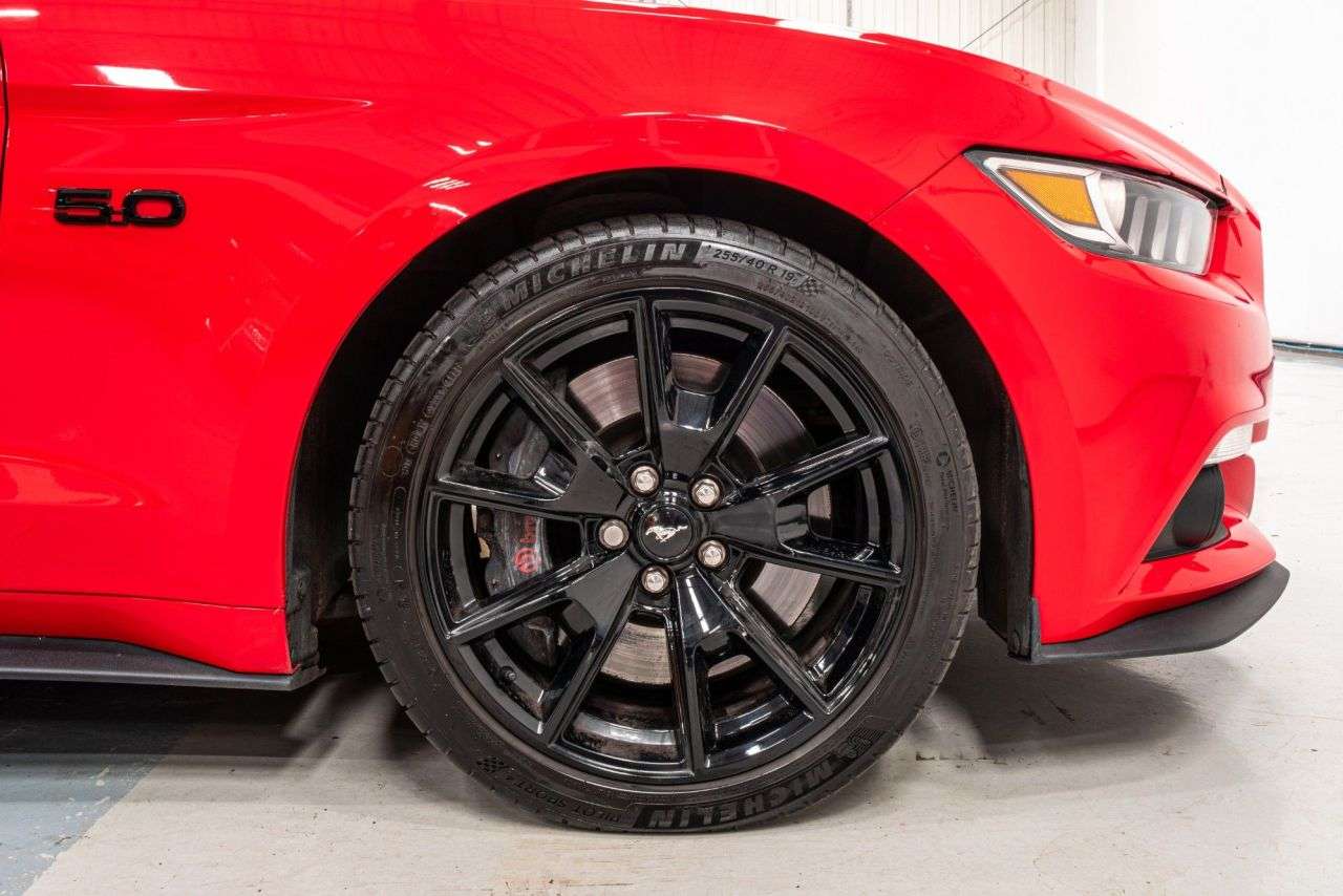 A 2018 FORD MUSTANG 5.0 V8 GT Shadow Edition Fastback 2dr Petrol SelShift Euro 6 (416 bhp) A 2018 FORD MUSTANG 5.0 V8 GT Shadow Edition Fastback 2dr Petrol SelShift Euro 6 (416 bhp)