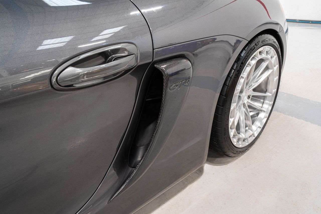 2017 PORSCHE CAYMAN 2017 PORSCHE CAYMAN