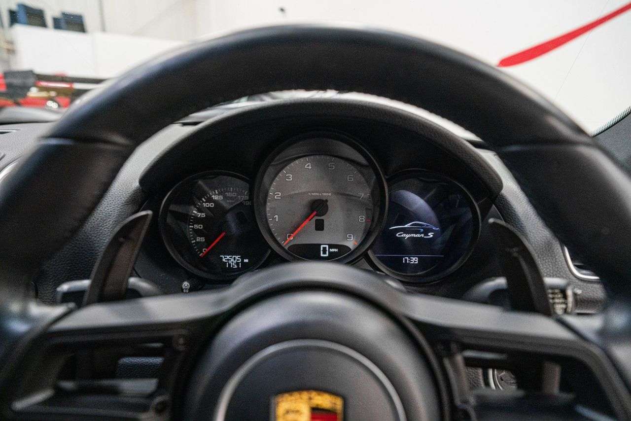 2017 PORSCHE CAYMAN 2017 PORSCHE CAYMAN