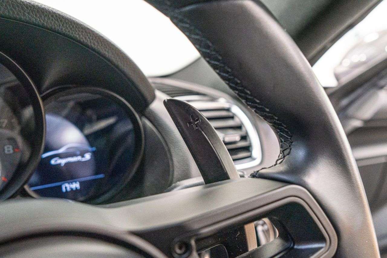 2017 PORSCHE CAYMAN 2017 PORSCHE CAYMAN