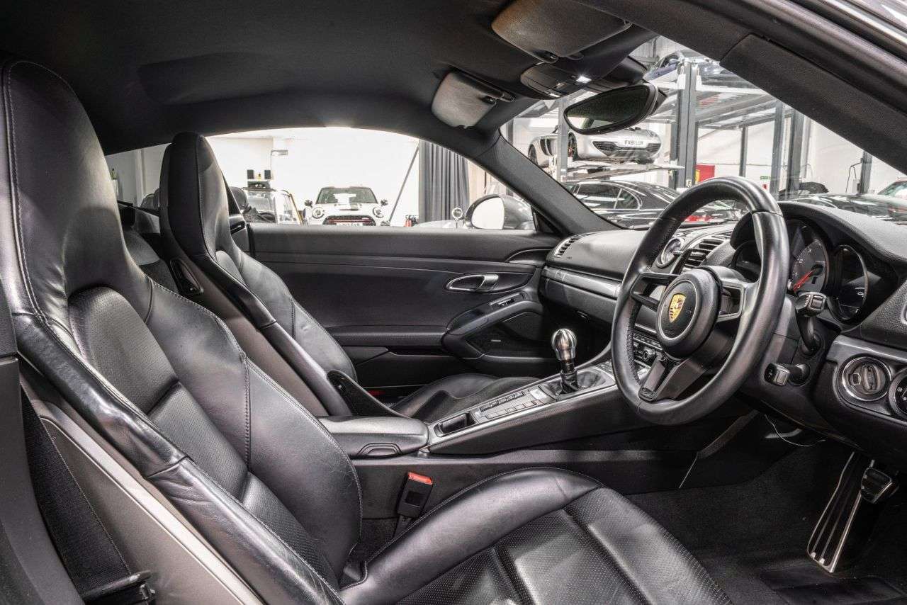 2017 PORSCHE CAYMAN 2017 PORSCHE CAYMAN