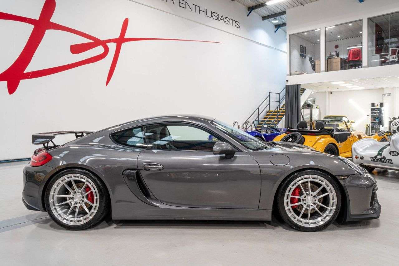 2017 PORSCHE CAYMAN 2017 PORSCHE CAYMAN