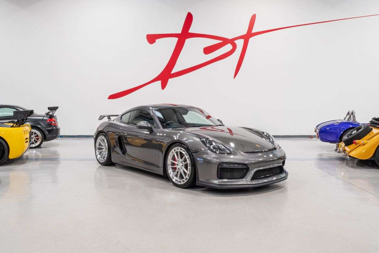 A 2017 PORSCHE CAYMAN 3.4 981 S Coupe 2dr Petrol Manual Euro 5 (s/s) (325 ps) A 2017 PORSCHE CAYMAN 3.4 981 S Coupe 2dr Petrol Manual Euro 5 (s/s) (325 ps)