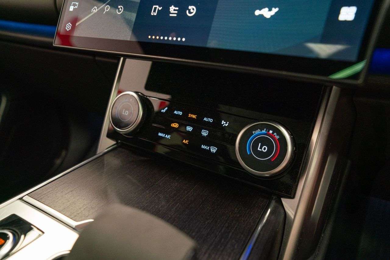 2022 LAND ROVER RANGE ROVER 2022 LAND ROVER RANGE ROVER
