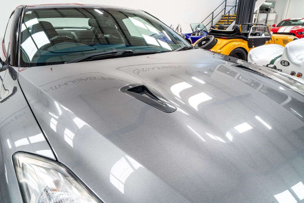 2010 NISSAN GT-R 2010 NISSAN GT-R