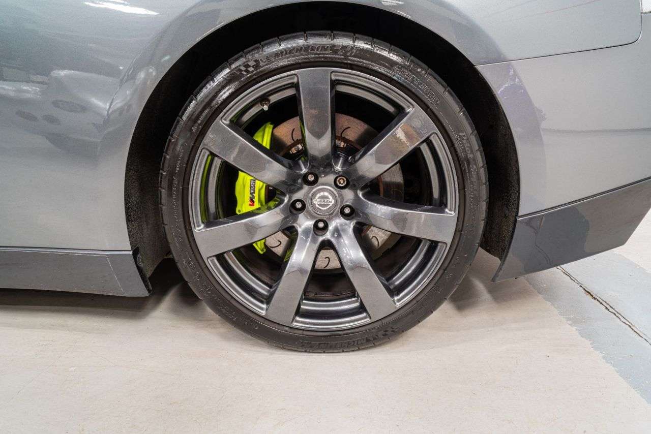 2010 NISSAN GT-R 2010 NISSAN GT-R