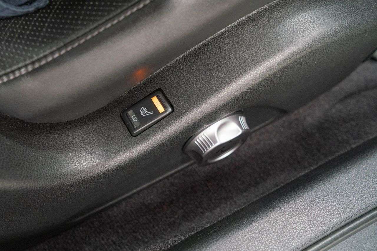 2010 NISSAN GT-R 2010 NISSAN GT-R