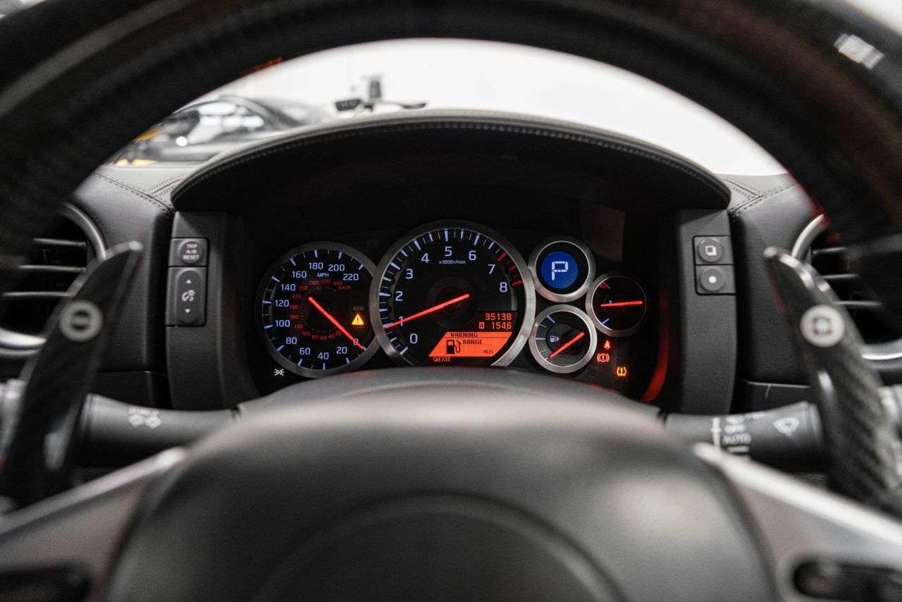 2010 NISSAN GT-R 2010 NISSAN GT-R