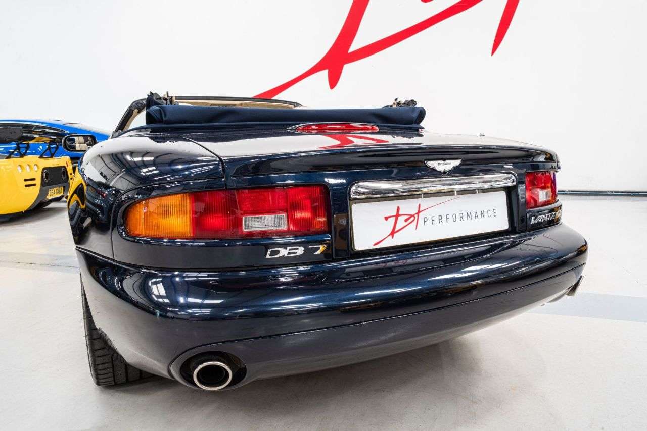 2003 ASTON MARTIN DB7 2003 ASTON MARTIN DB7