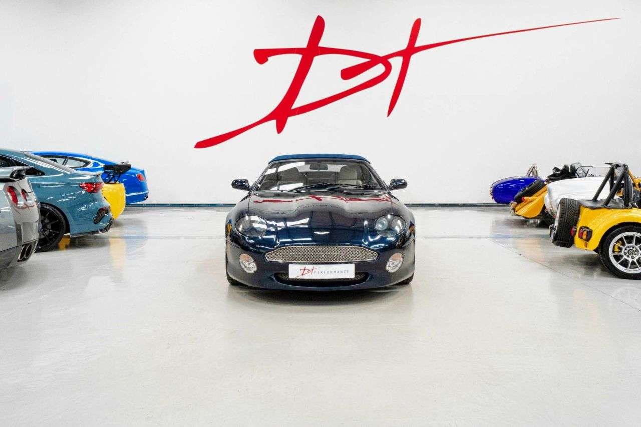 2003 ASTON MARTIN DB7 2003 ASTON MARTIN DB7