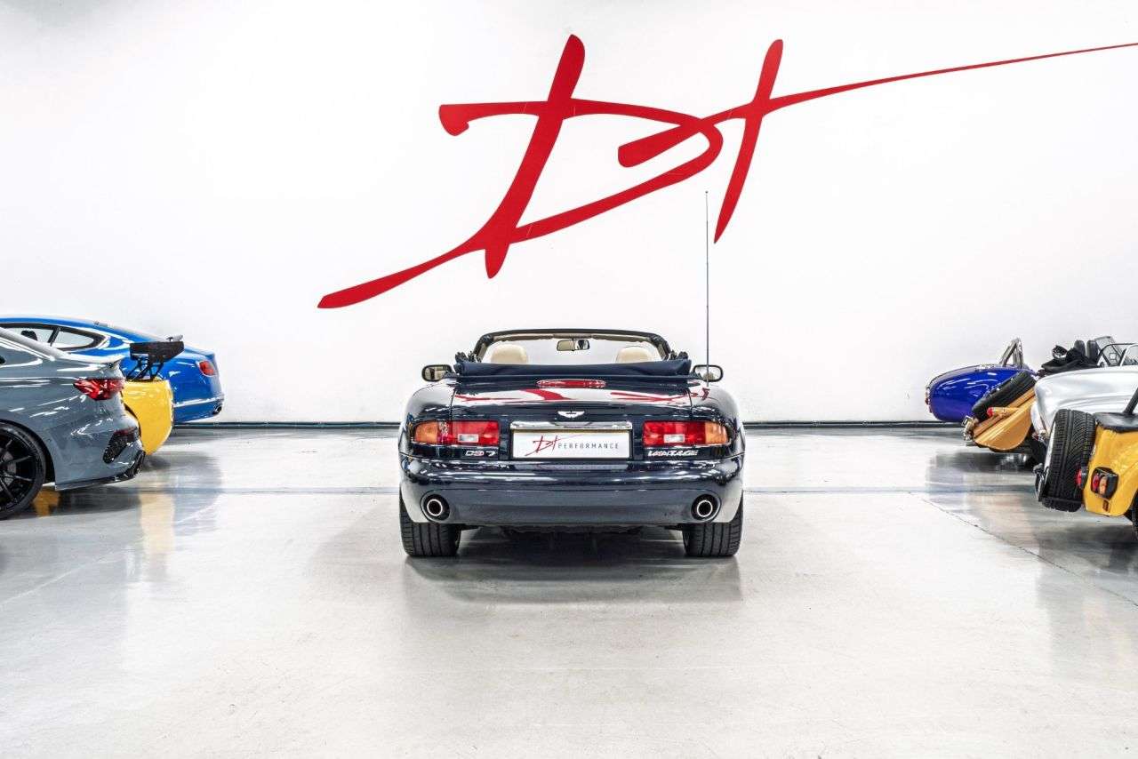 2003 ASTON MARTIN DB7 2003 ASTON MARTIN DB7