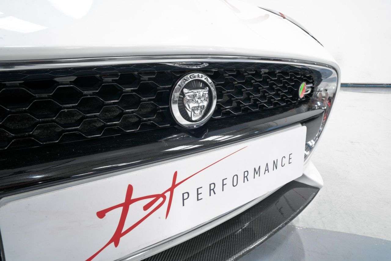 2013 JAGUAR F-TYPE 2013 JAGUAR F-TYPE