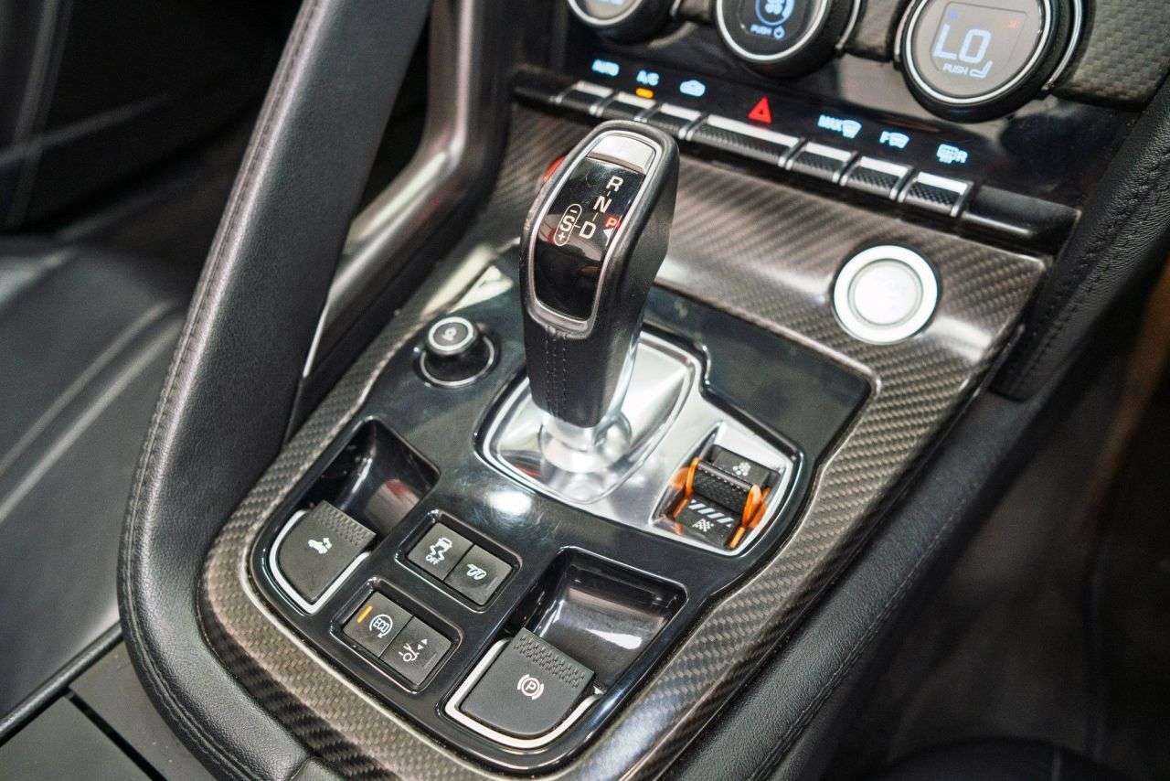 2013 JAGUAR F-TYPE 2013 JAGUAR F-TYPE