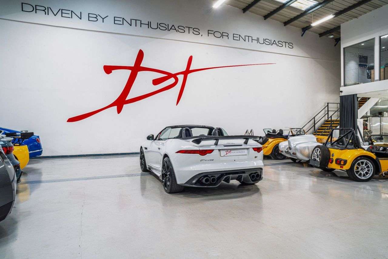 2013 JAGUAR F-TYPE 2013 JAGUAR F-TYPE