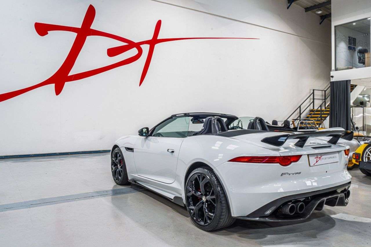 2013 JAGUAR F-TYPE 2013 JAGUAR F-TYPE