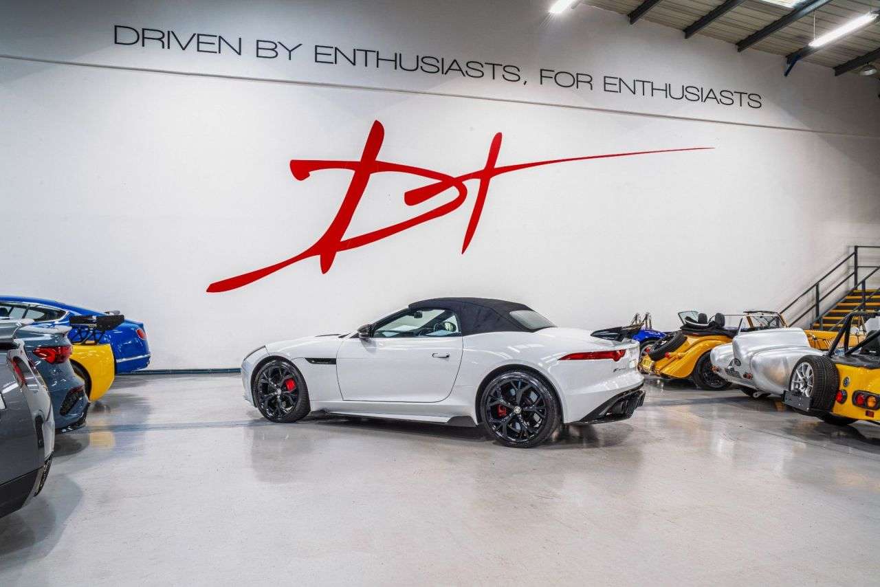 2013 JAGUAR F-TYPE 2013 JAGUAR F-TYPE