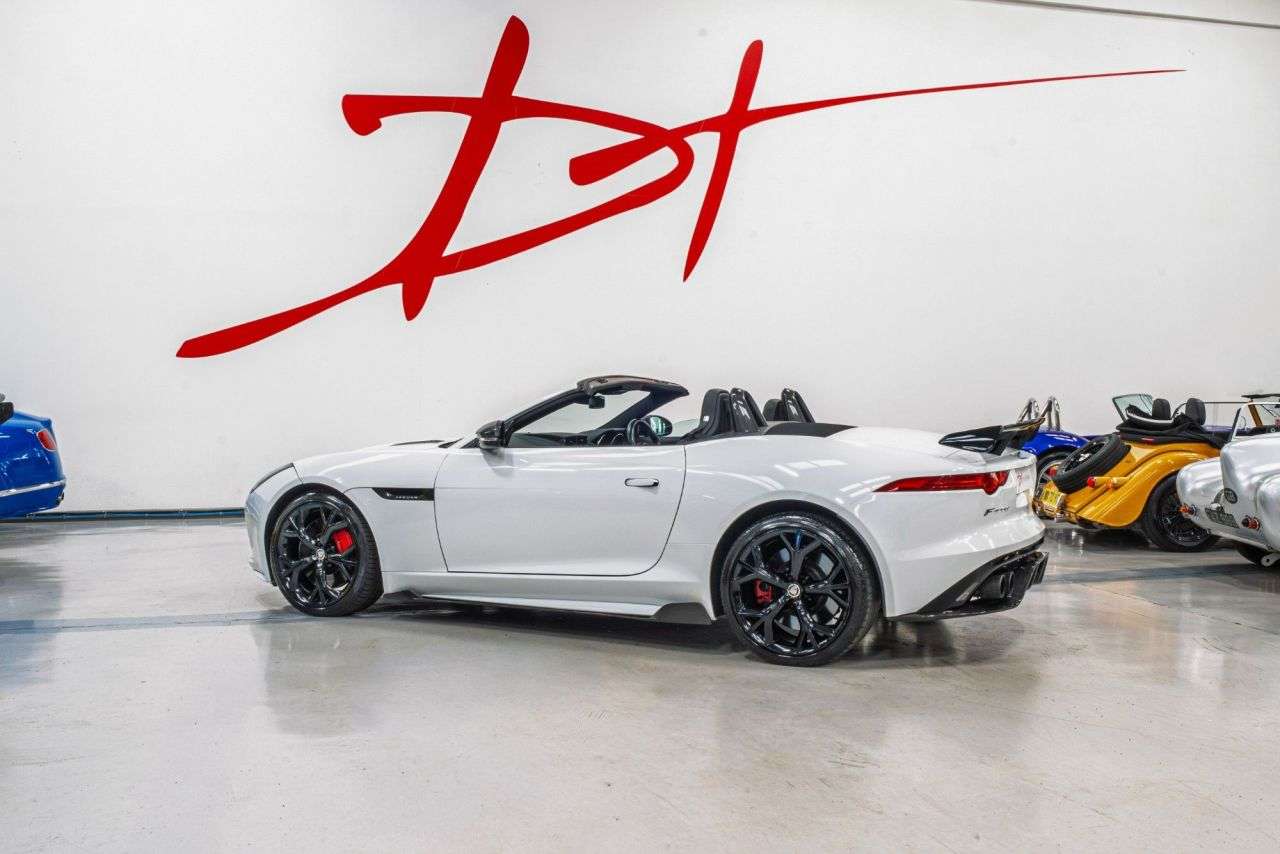 2013 JAGUAR F-TYPE 2013 JAGUAR F-TYPE