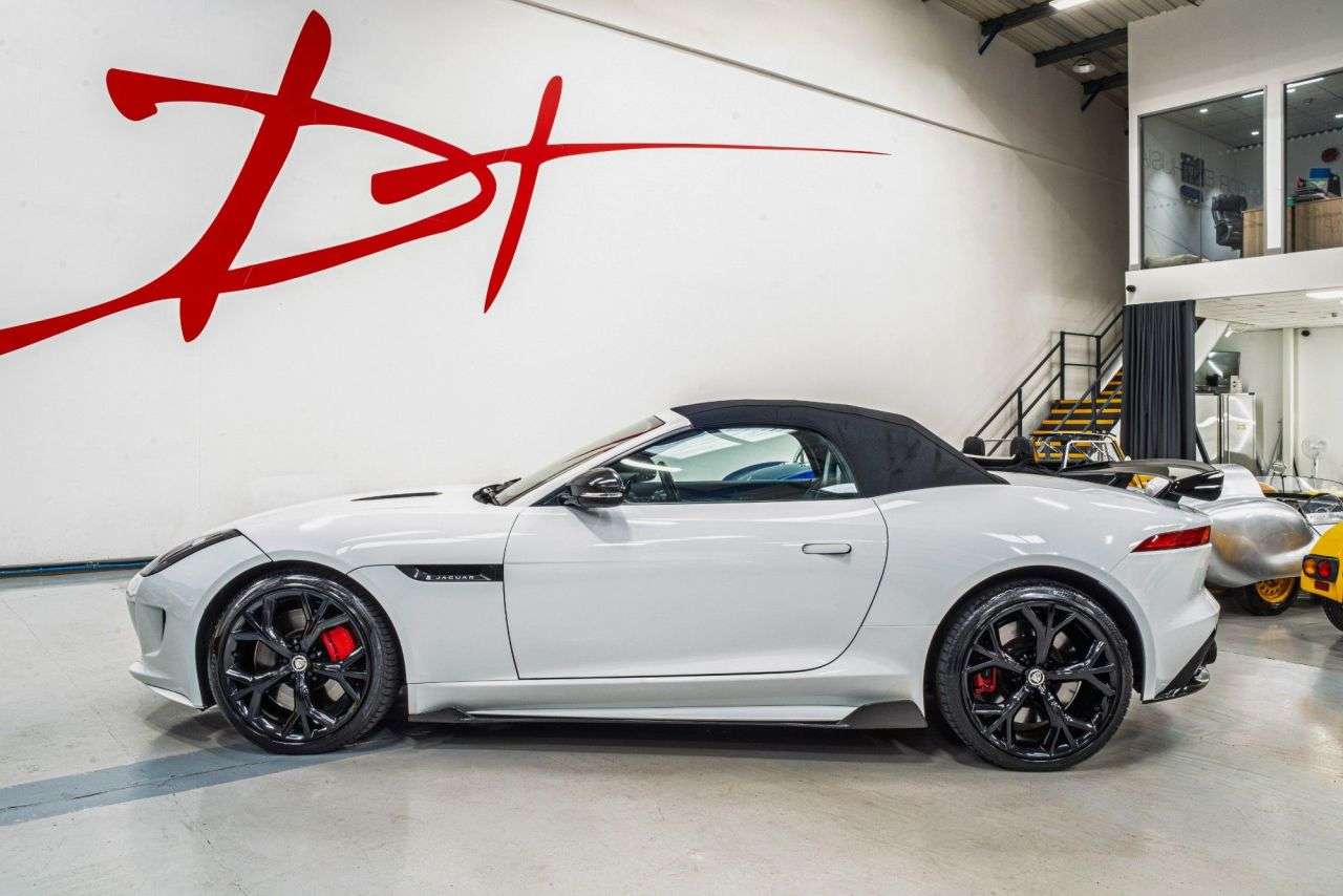 2013 JAGUAR F-TYPE 2013 JAGUAR F-TYPE
