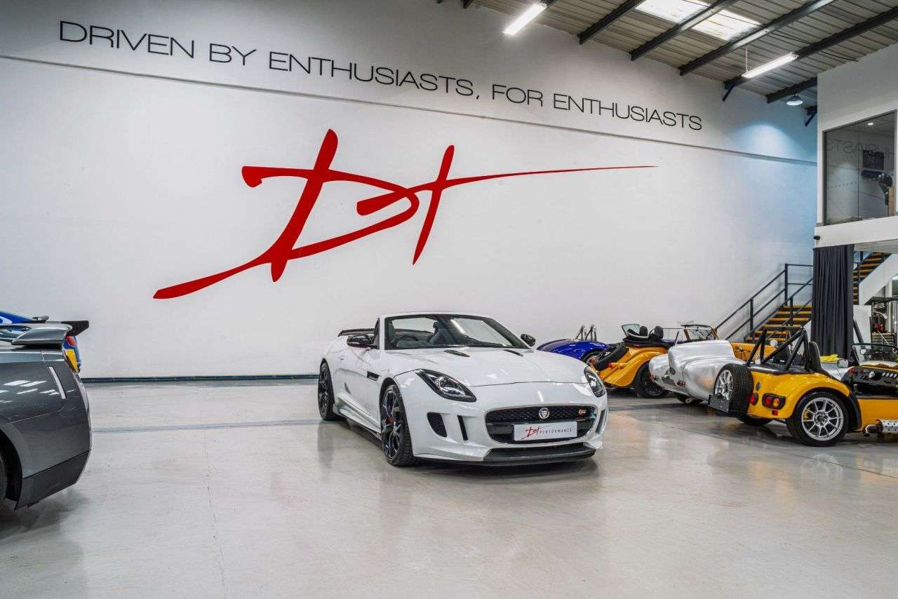 2013 JAGUAR F-TYPE 2013 JAGUAR F-TYPE