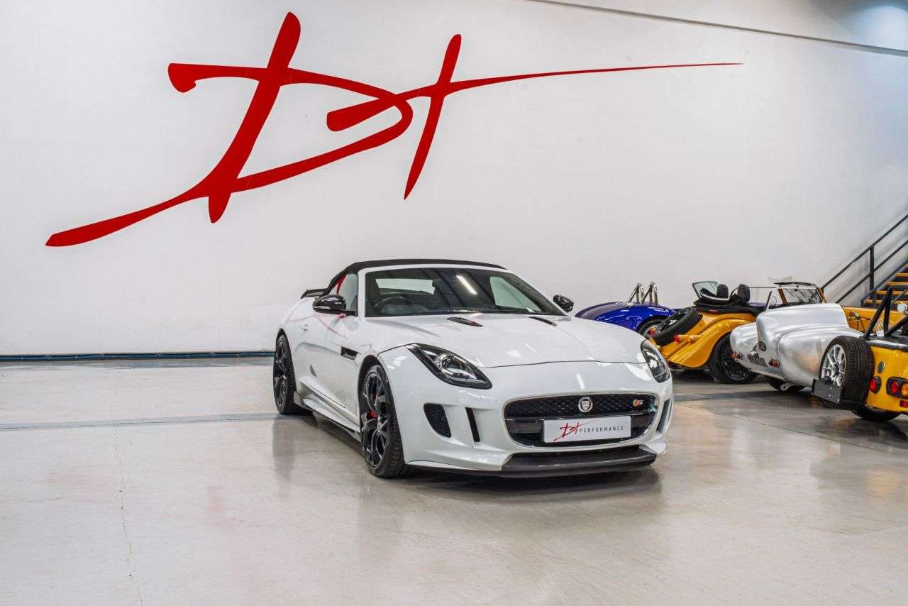 2013 JAGUAR F-TYPE 2013 JAGUAR F-TYPE