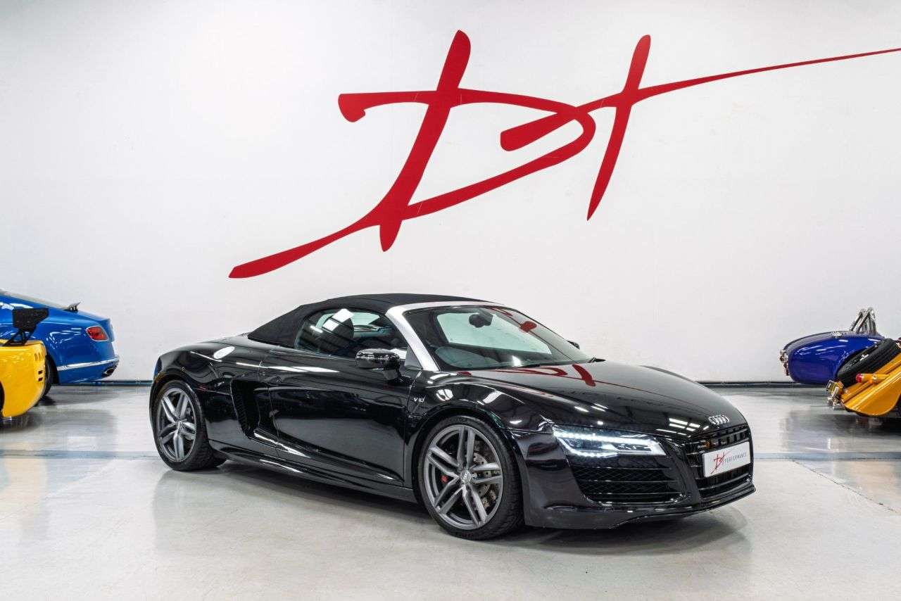 A 2014 AUDI R8 5.2 FSI V10 Spyder 2dr Petrol S Tronic quattro Euro 5 (525 ps) A 2014 AUDI R8 5.2 FSI V10 Spyder 2dr Petrol S Tronic quattro Euro 5 (525 ps)