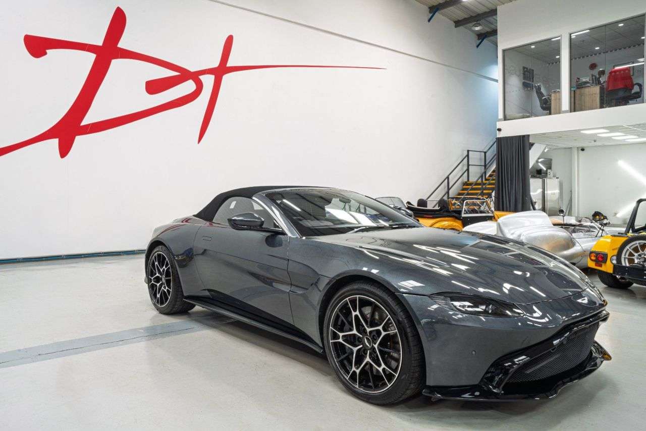 2021 ASTON MARTIN VANTAGE 2021 ASTON MARTIN VANTAGE