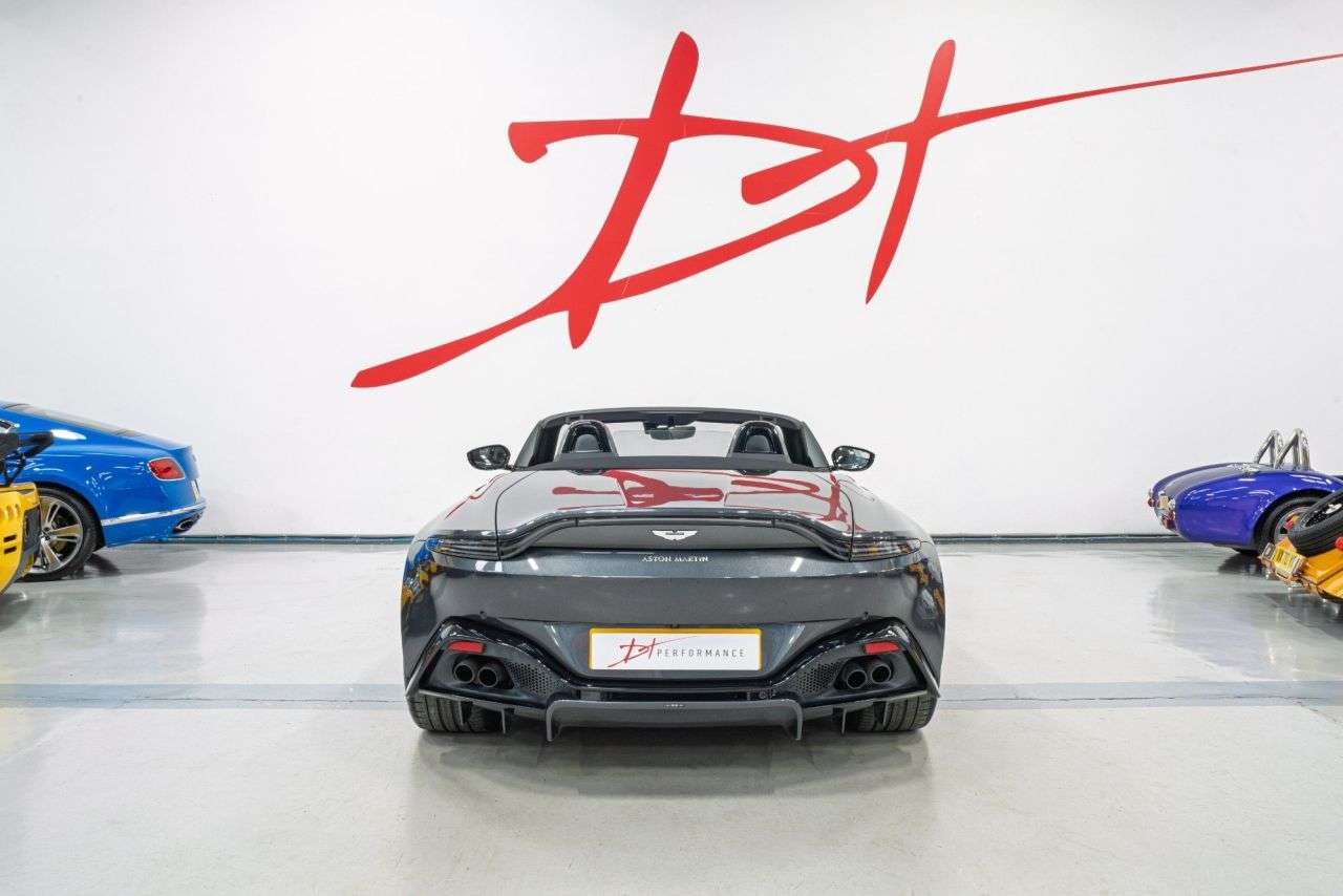 2021 ASTON MARTIN VANTAGE 2021 ASTON MARTIN VANTAGE