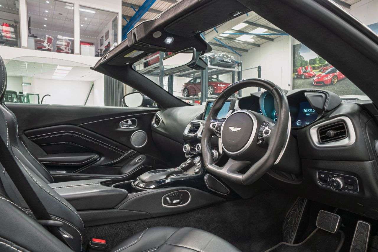 2021 ASTON MARTIN VANTAGE 2021 ASTON MARTIN VANTAGE