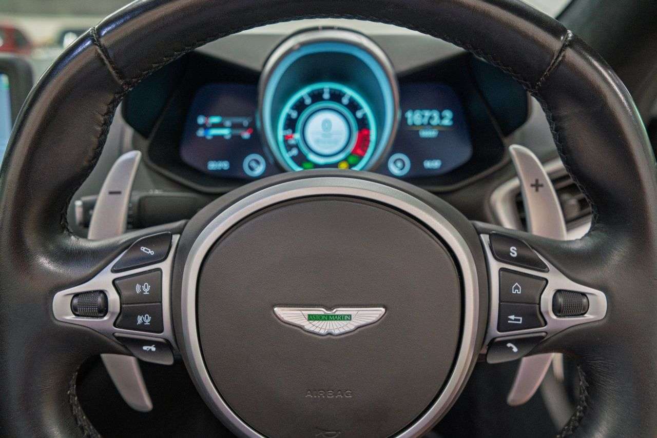 2021 ASTON MARTIN VANTAGE 2021 ASTON MARTIN VANTAGE