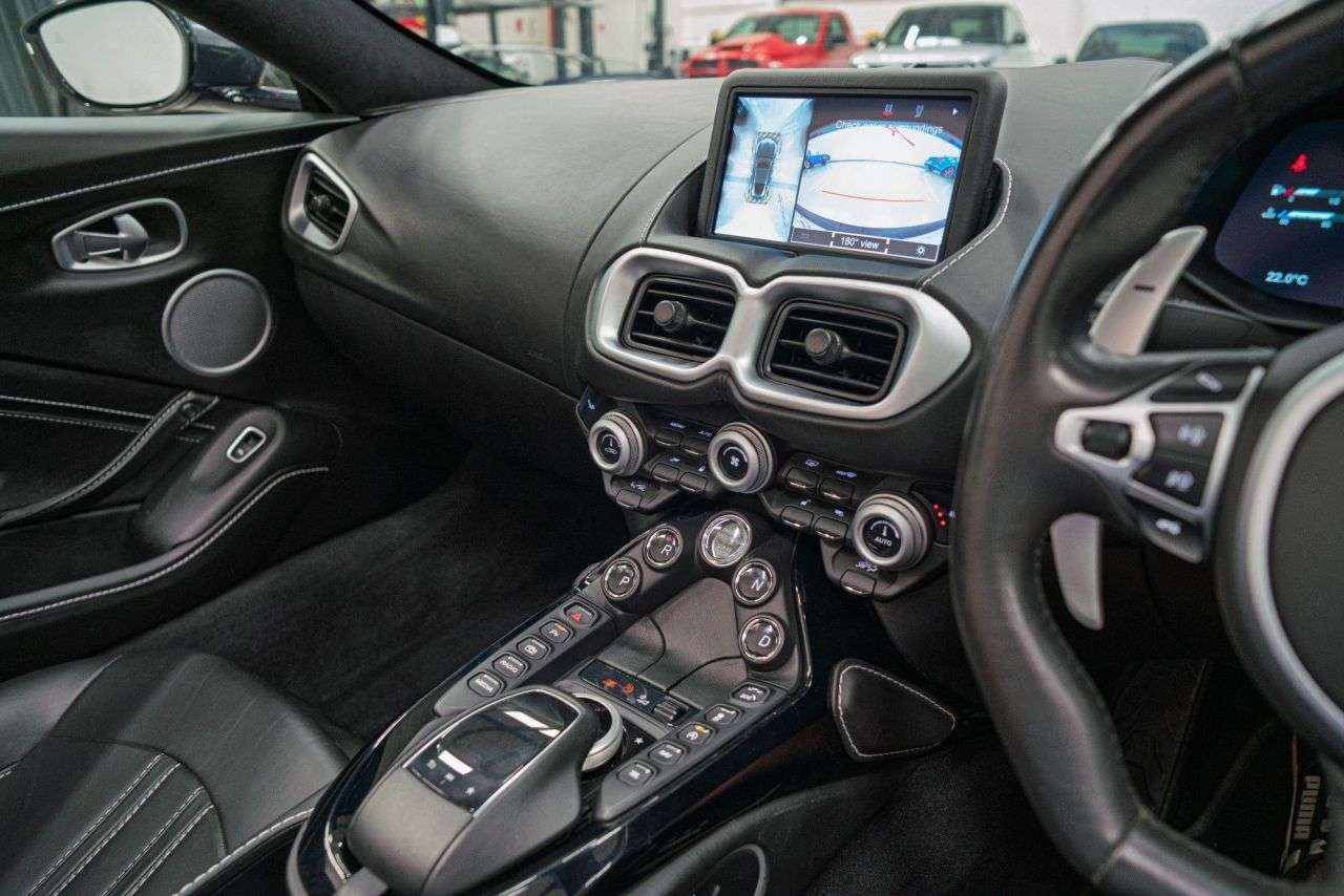 2021 ASTON MARTIN VANTAGE 2021 ASTON MARTIN VANTAGE