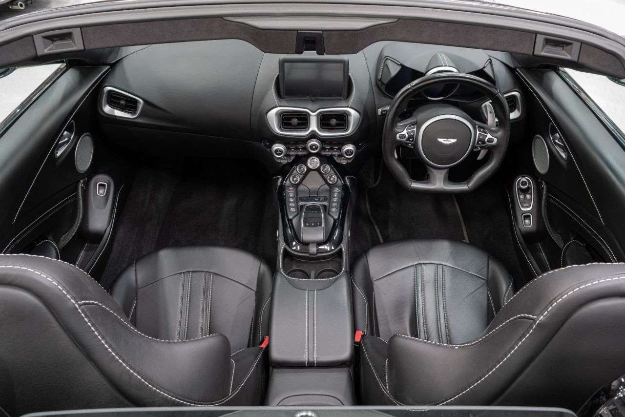 2021 ASTON MARTIN VANTAGE 2021 ASTON MARTIN VANTAGE