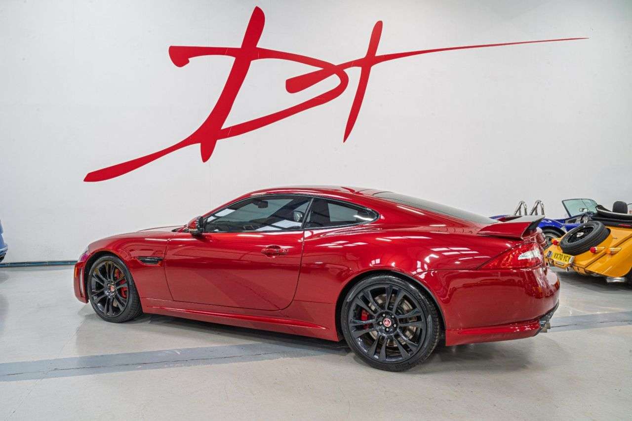 2011 JAGUAR XKR-S 2011 JAGUAR XKR-S