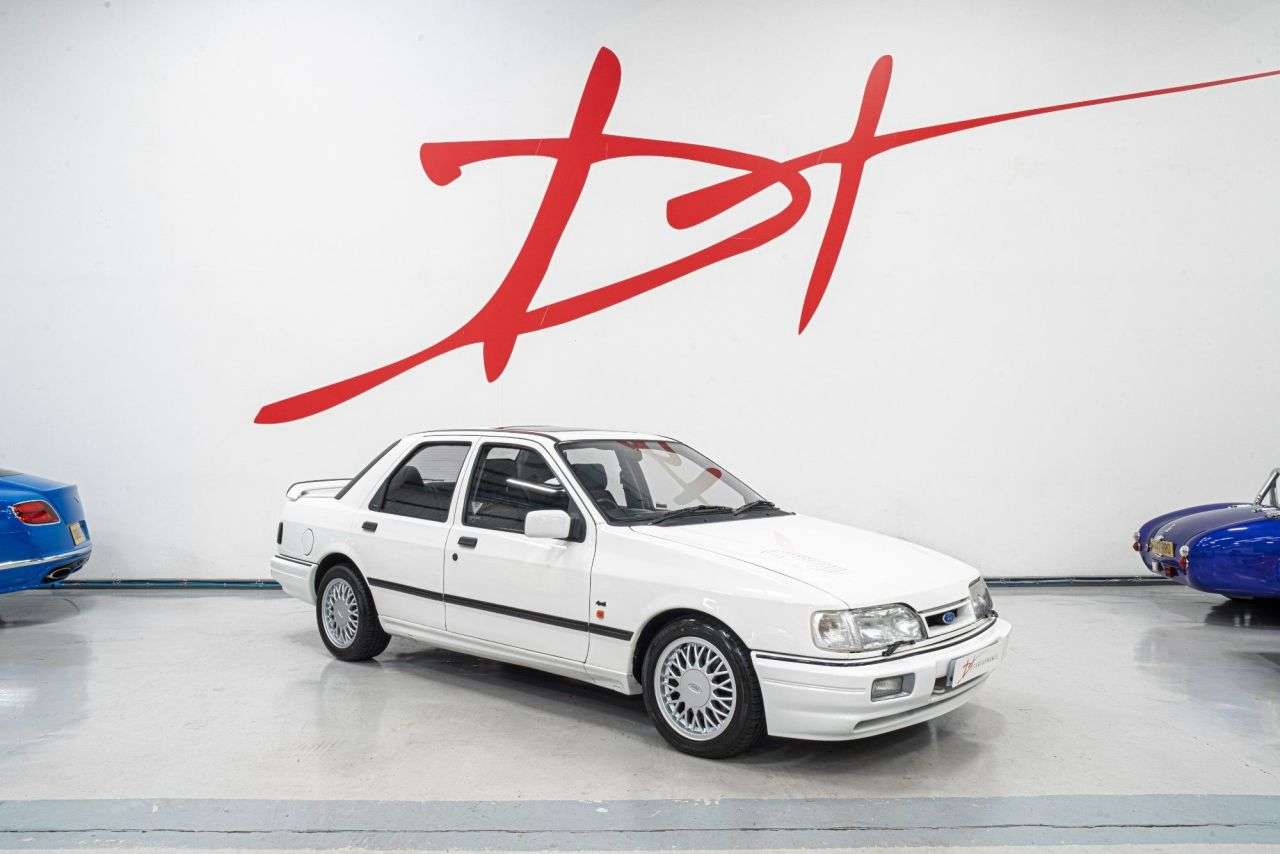 A 1992 FORD SIERRA SIERRA SAPPHIRE RS COSWORTH 4X4 2L 4dr 220 BHP A 1992 FORD SIERRA SIERRA SAPPHIRE RS COSWORTH 4X4 2L 4dr 220 BHP