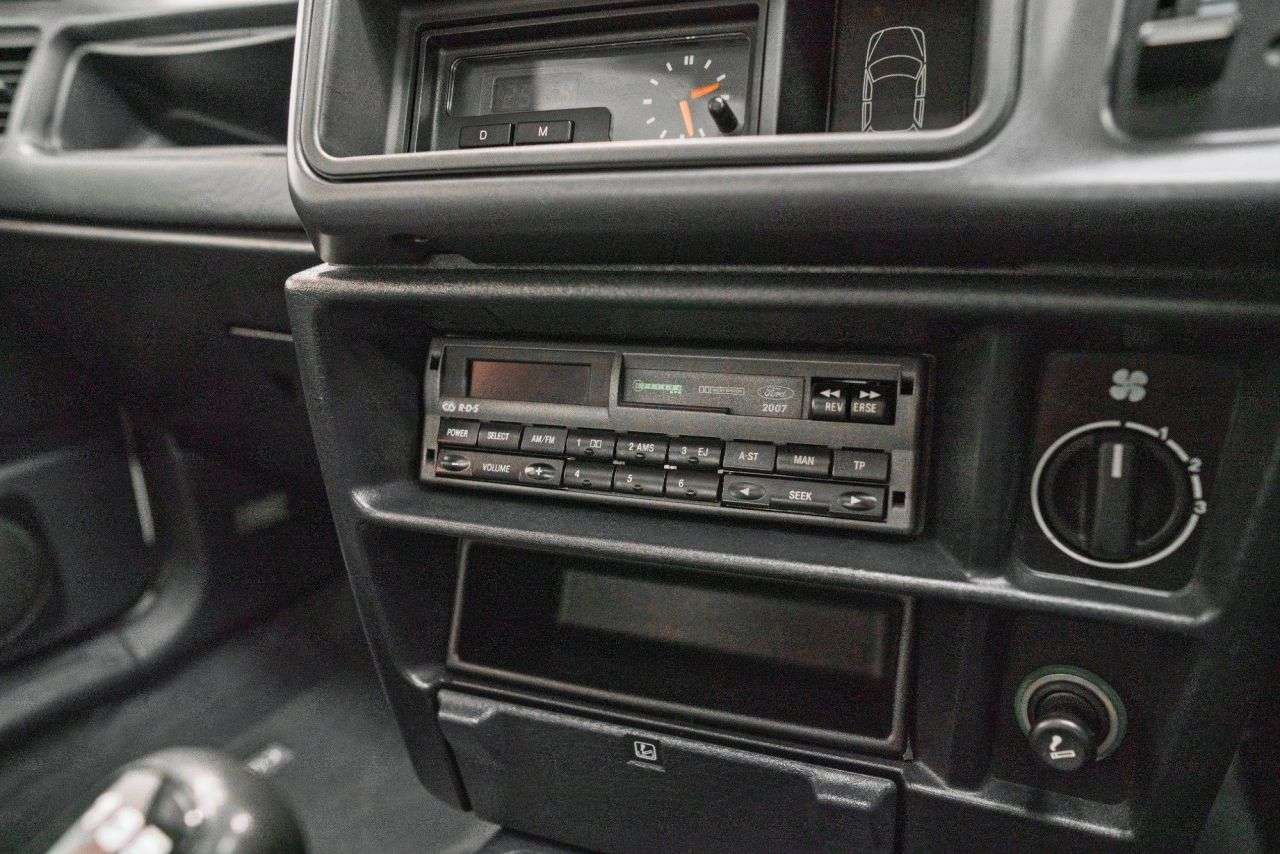 1992 FORD SIERRA 1992 FORD SIERRA