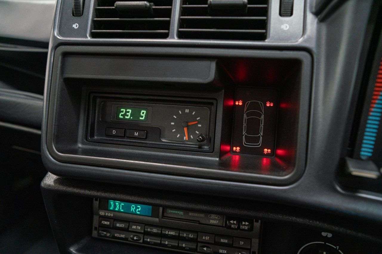 1992 FORD SIERRA 1992 FORD SIERRA