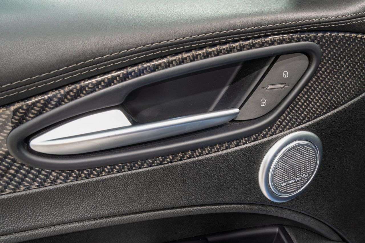 2018 ALFA ROMEO STELVIO 2018 ALFA ROMEO STELVIO