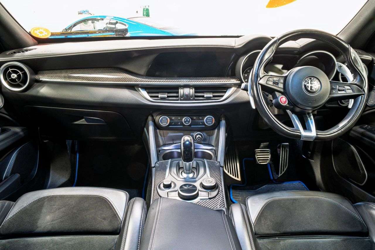 A 2018 ALFA ROMEO STELVIO 2.9 V6 Bi-Turbo Quadrifoglio SUV 5dr Petrol Auto Q4 AWD Euro 6 (s/s) (510 p A 2018 ALFA ROMEO STELVIO 2.9 V6 Bi-Turbo Quadrifoglio SUV 5dr Petrol Auto Q4 AWD Euro 6 (s/s) (510 p