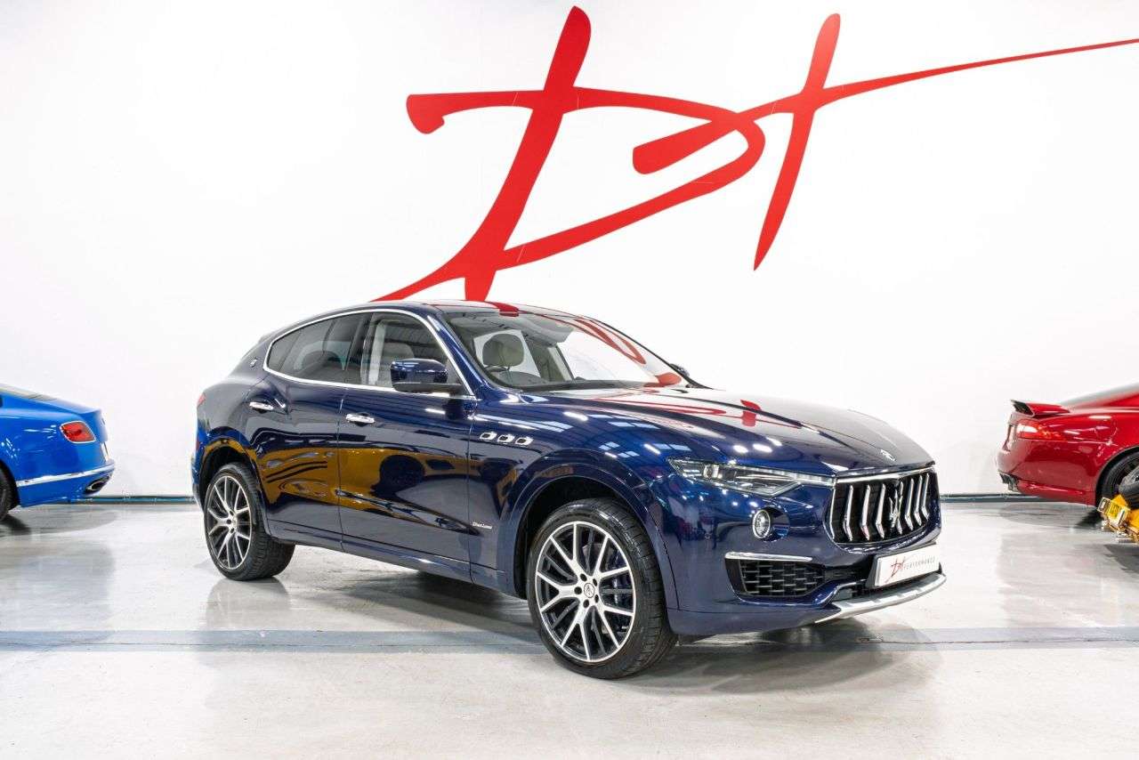 A 2019 MASERATI LEVANTE 3.0 V6 GranLusso SUV 5dr Petrol ZF 4WD Euro 6 (s/s) (350 ps) A 2019 MASERATI LEVANTE 3.0 V6 GranLusso SUV 5dr Petrol ZF 4WD Euro 6 (s/s) (350 ps)