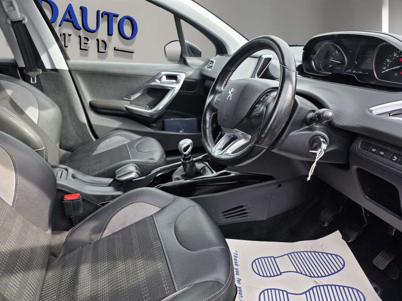 2016 PEUGEOT 2008 2016 PEUGEOT 2008